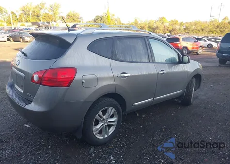 2013 Nissan Rogue Sv z USA, uszkodzony, nr VIN JN8AS5MV4DW622674